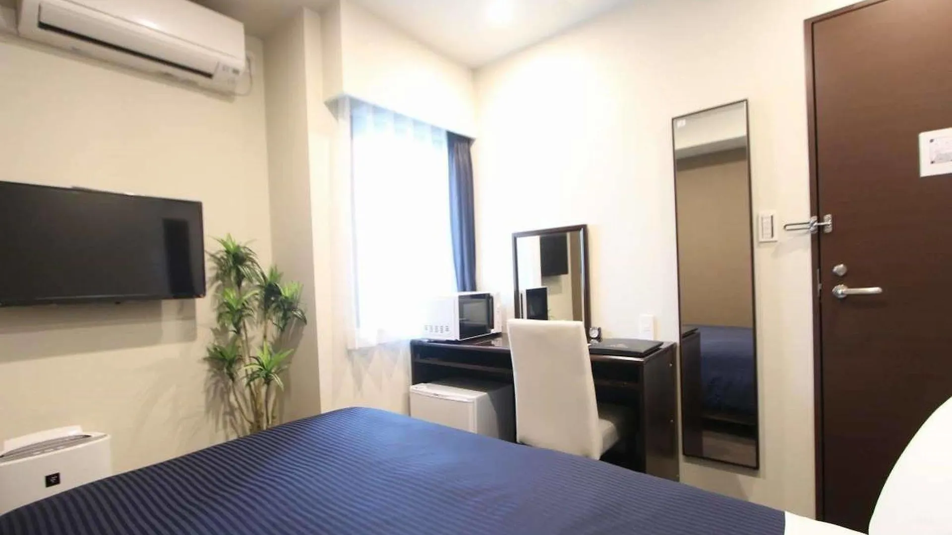 **  HOTEL LiVEMAX Umeda Doyama Osaka Japan